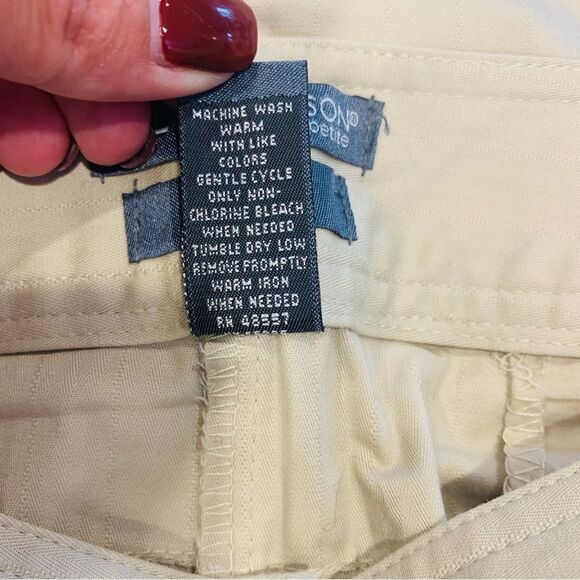 Hillard & Hanson Opal Beige Rolled Cuff Capris Size 8 Petite - Picture 8 of 10